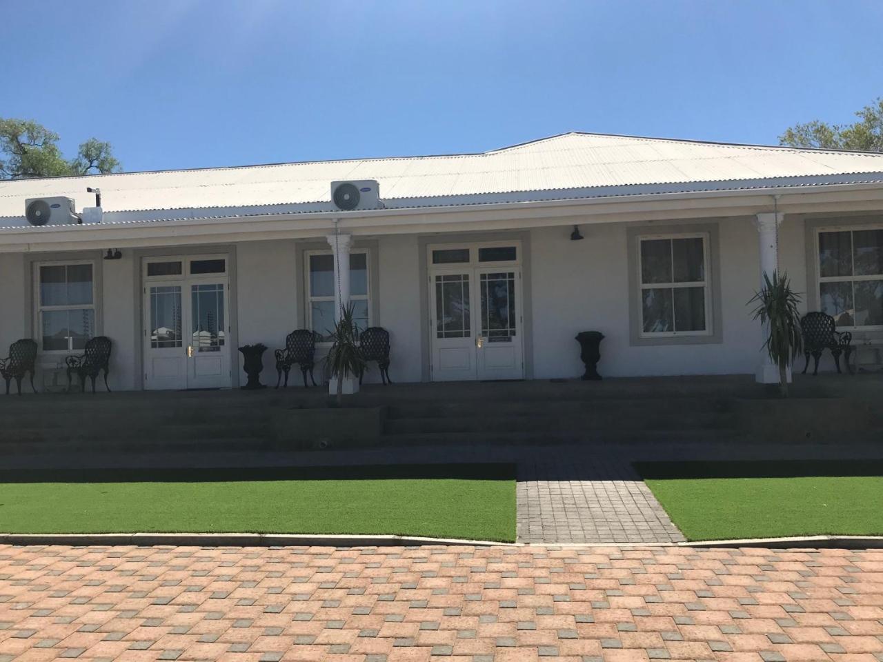 French Karoo Guesthouse Beaufort West Exterior photo